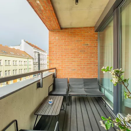 Διαμέρισμα 2br-private Parking-balcony-prague Center-sleeps 6