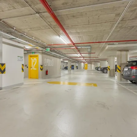 Διαμέρισμα 2br-private Parking-balcony-prague Center-sleeps 6 Πράγα